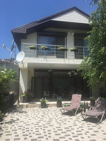 Фотографии Дома для отпуска Villa Life г. Затока (Украина) №1 Фото Дома для отпуска Villa Life г. Затока 1