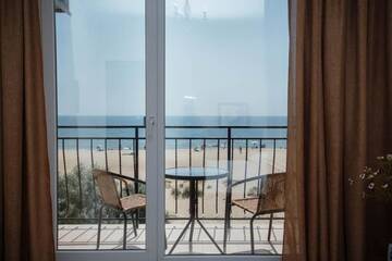 Фото номера Люкс с 2 террасами и видом на море Отель Hotel Alion г. Затока 9