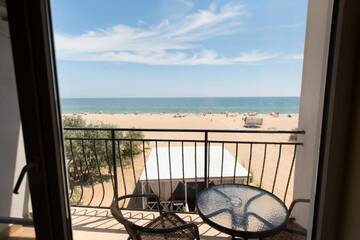 Фото номера Люкс с 2 террасами и видом на море Отель Hotel Alion г. Затока 19