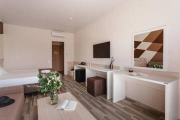 Фото номера Номер Делюкс Курортные отели Hotel Aquapark Zatoka г. Затока 3