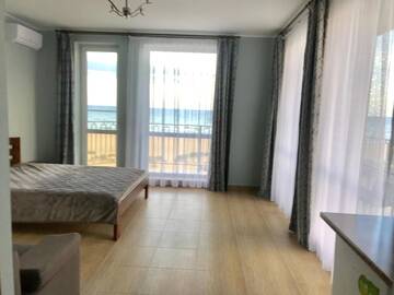 Фото номера Улучшенный трехместный номер с видом на море Отель Hotel Golden Beach г. Затока 6