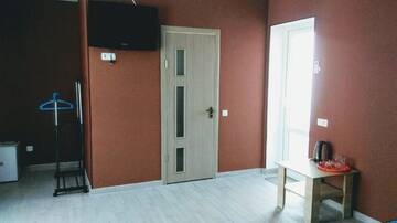 Фото номера Четырехместный номер с душем Гостевой дом Polish courtyard г. Затока 3