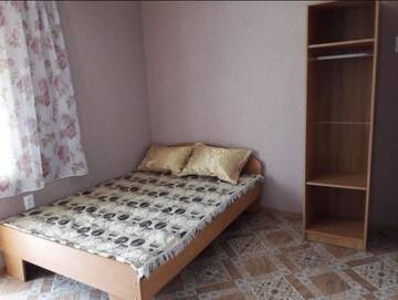 Фото номера Двухместный номер с 2 отдельными кроватями Отель Morskoy Briz Hotel г. Затока 5