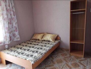Фото номера Двухместный номер с 2 отдельными кроватями Отель Morskoy Briz Hotel г. Затока 16