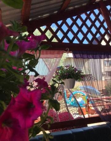 Фото номера Апартаменты с 2 спальнями Гостевой дом Guest House WhiteHouse г. Затока 58