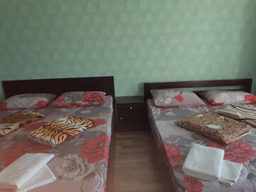 Фото номера Люкс с кроватью размера «king-size» и балконом Отель Отель Маленький Рай г. Затока 4