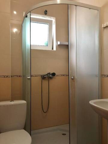 Фото номера Двухместный номер с 1 кроватью Курортные отели База отдыха ТИРА г. Затока 10